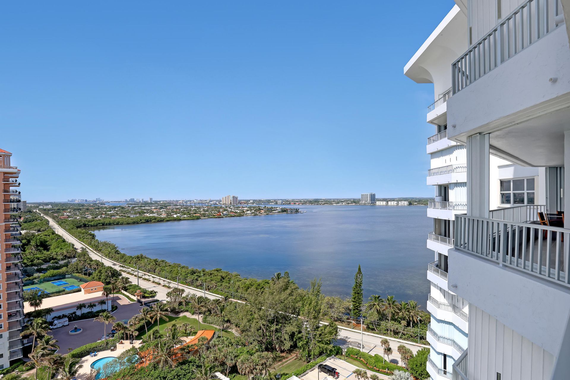 5200 N Ocean Drive, Unit 1902, Riviera Beach, FL 33404 Photo