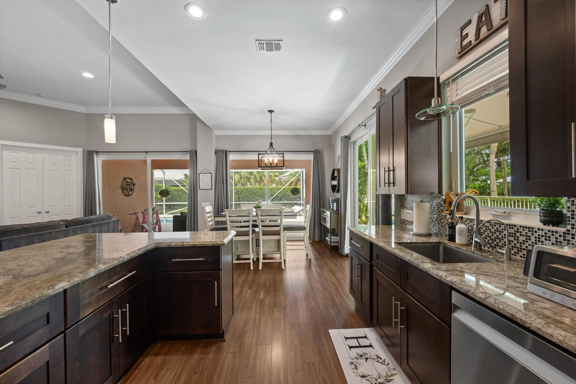8488 Beaconhill Road, Palm Beach Gardens, FL 33410 Photo