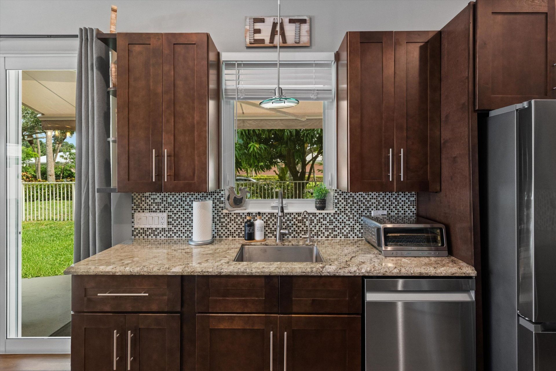 8488 Beaconhill Road, Palm Beach Gardens, FL 33410 Photo