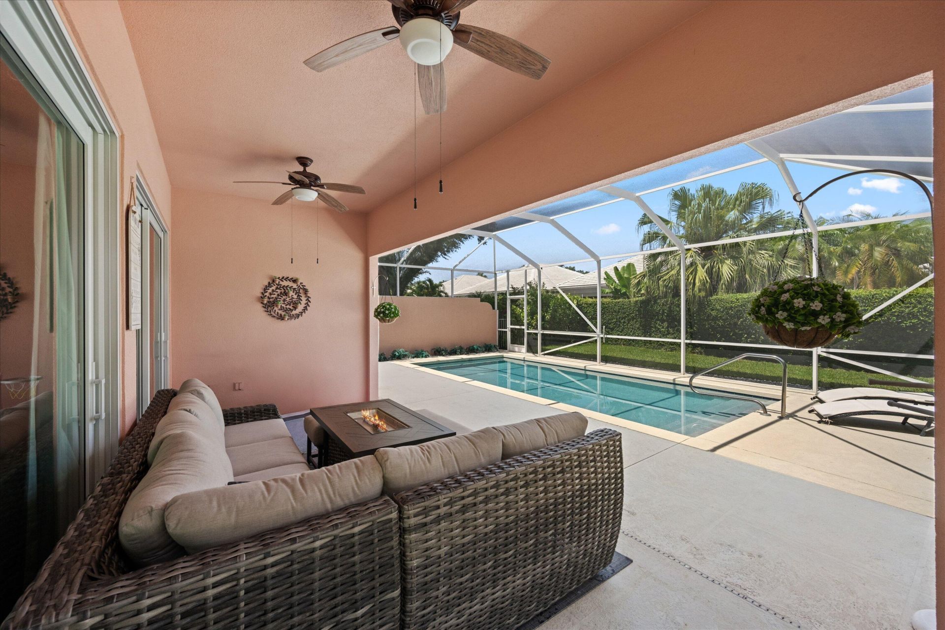 8488 Beaconhill Road, Palm Beach Gardens, FL 33410 Photo