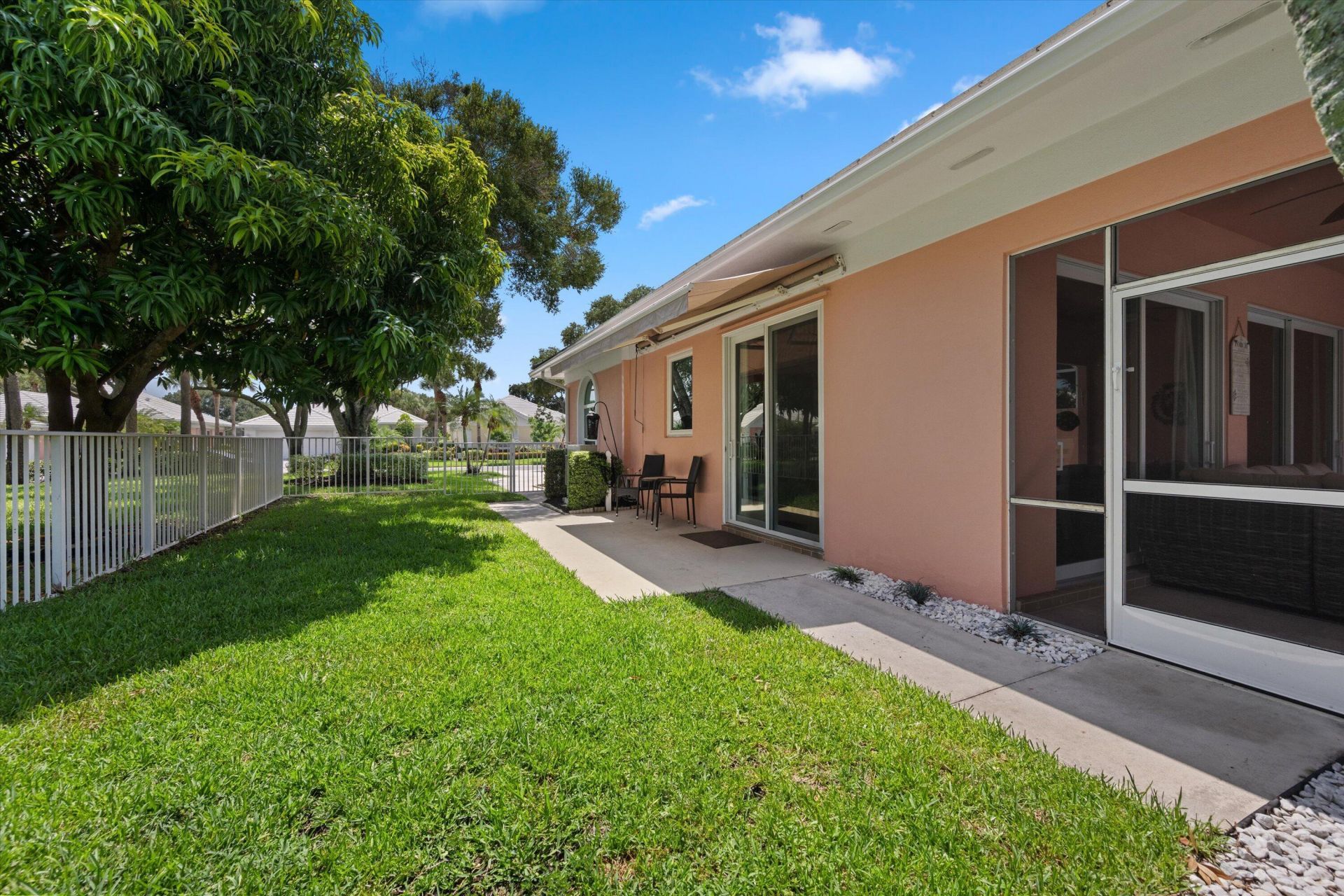 8488 Beaconhill Road, Palm Beach Gardens, FL 33410 Photo