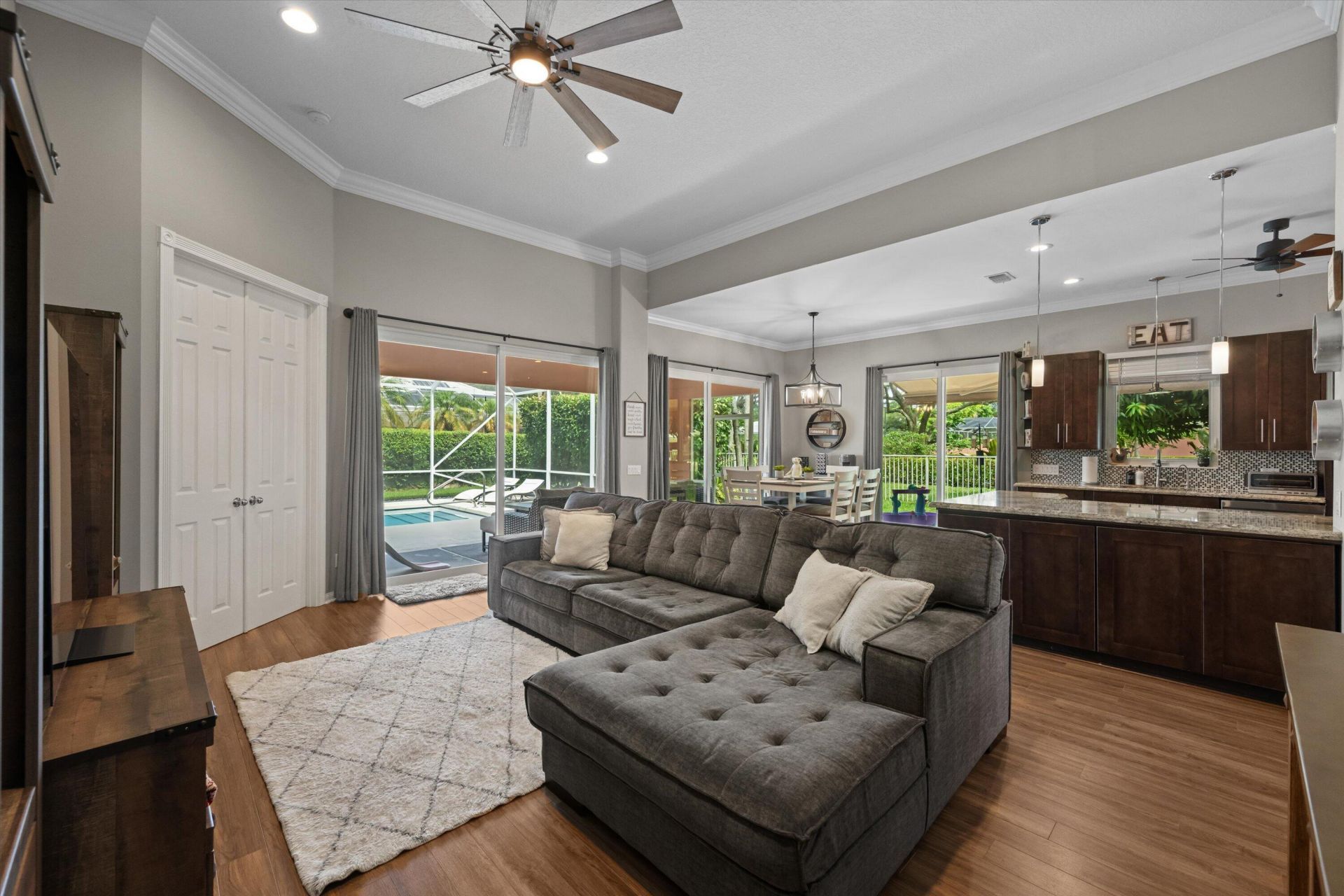 8488 Beaconhill Road, Palm Beach Gardens, FL 33410 Photo