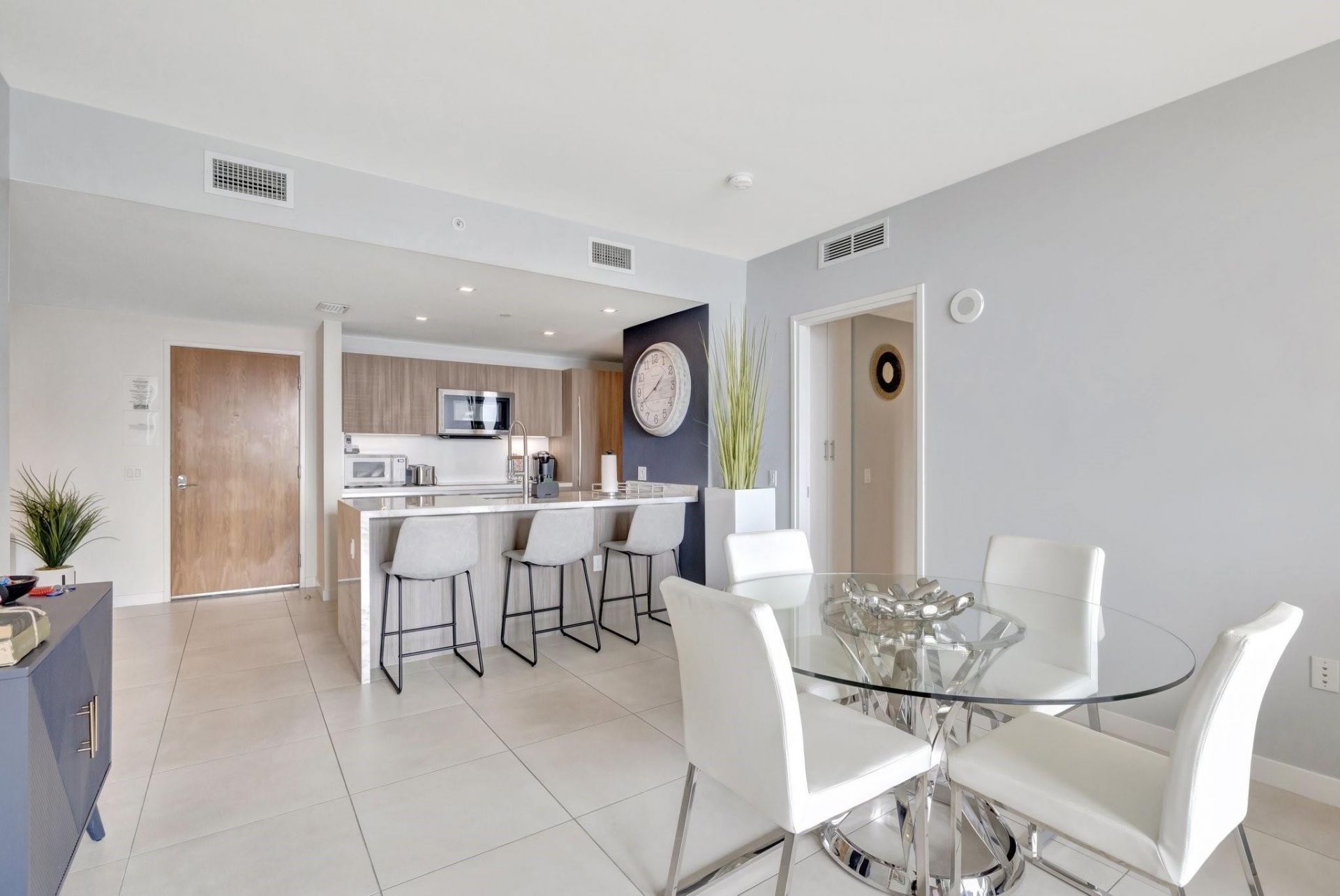 401 N Birch Road, Unit 703, Fort Lauderdale, FL 33304 Photo
