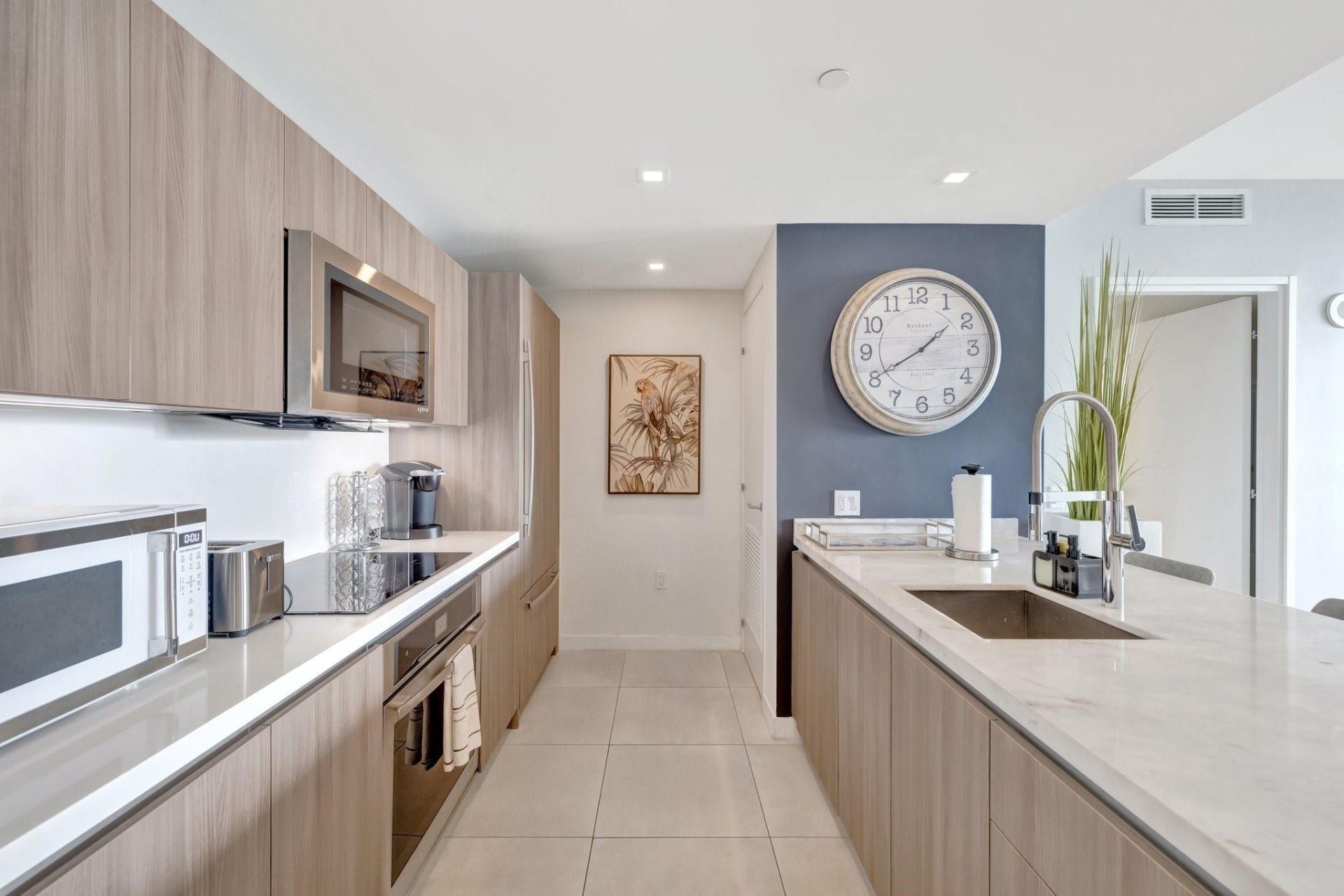 401 N Birch Road, Unit 703, Fort Lauderdale, FL 33304 Photo