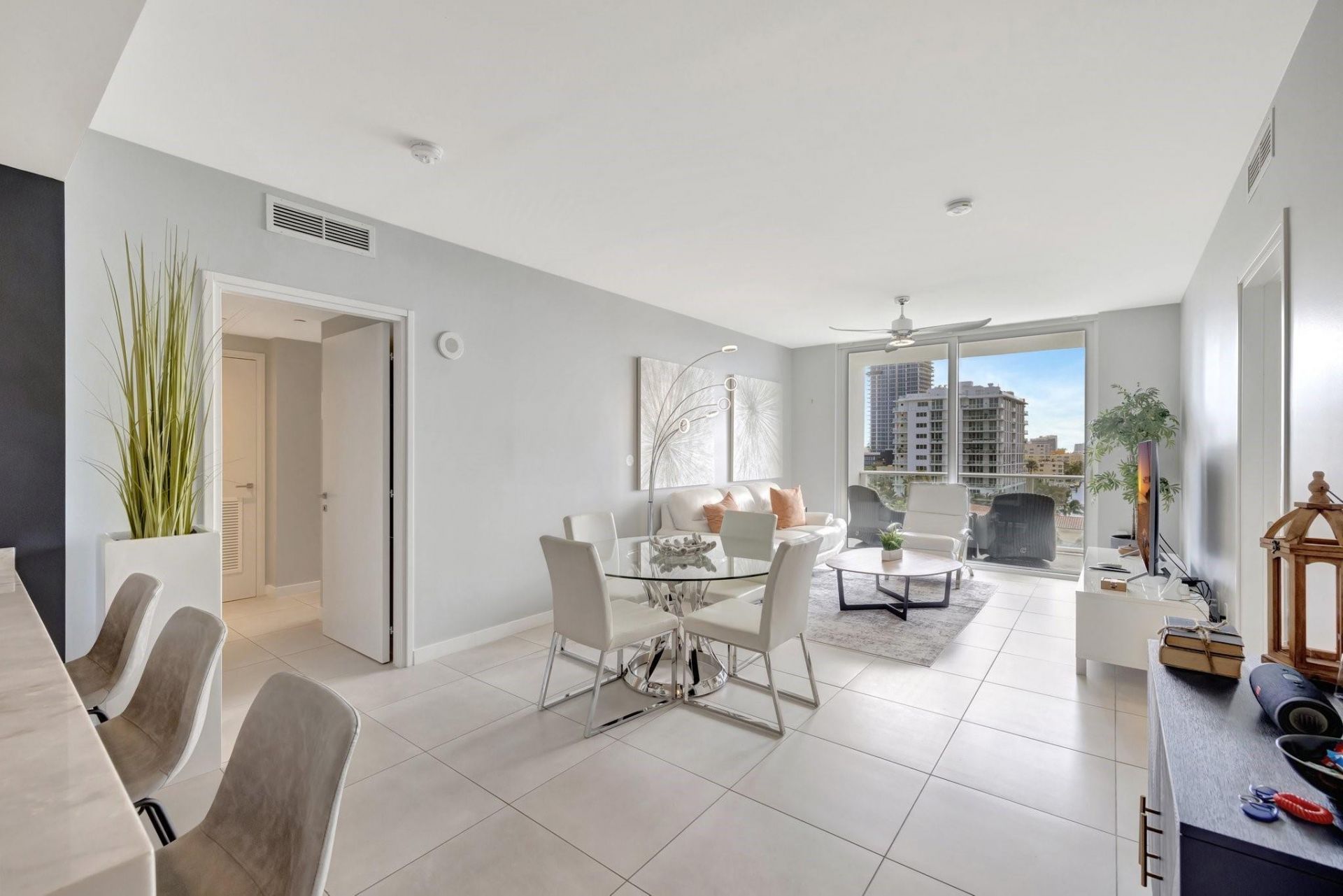 401 N Birch Road, Unit 703, Fort Lauderdale, FL 33304 Photo