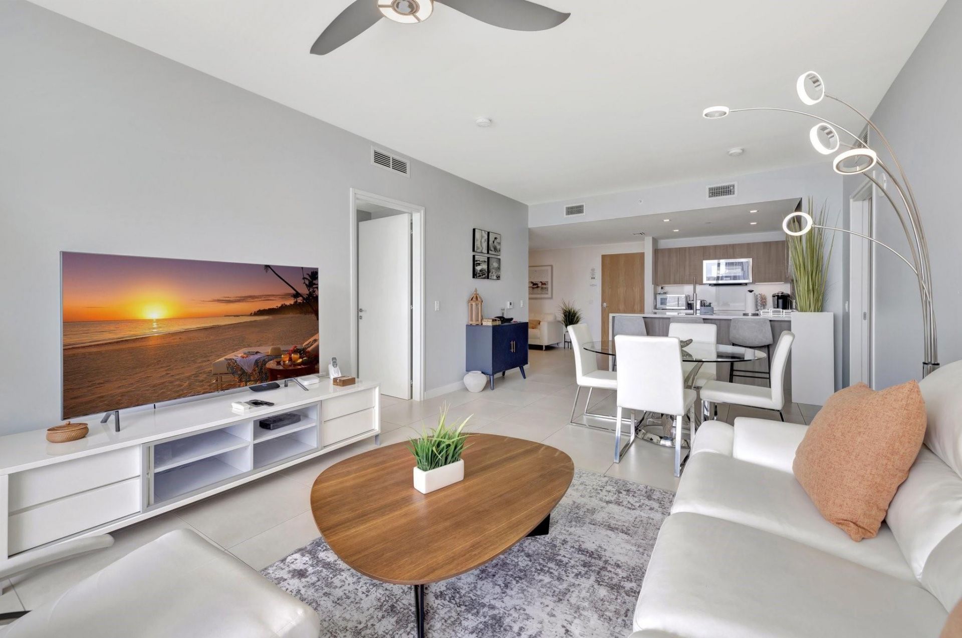 401 N Birch Road, Unit 703, Fort Lauderdale, FL 33304 Photo