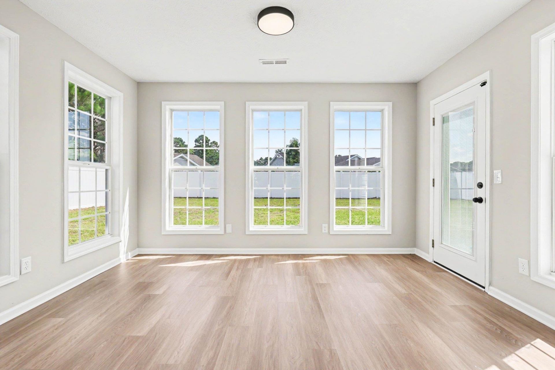 2107 Hawksmoor Dr. Photo 22