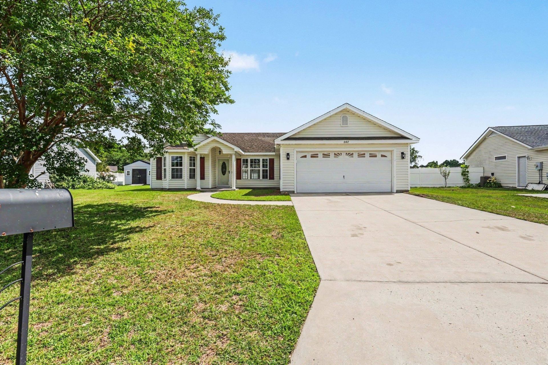 2107 Hawksmoor Dr. Photo 29