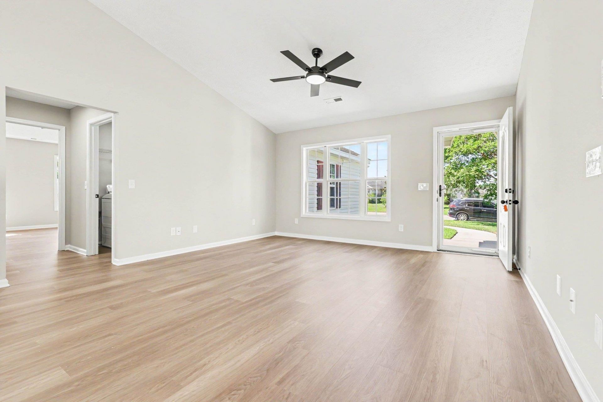 2107 Hawksmoor Dr. Photo 6