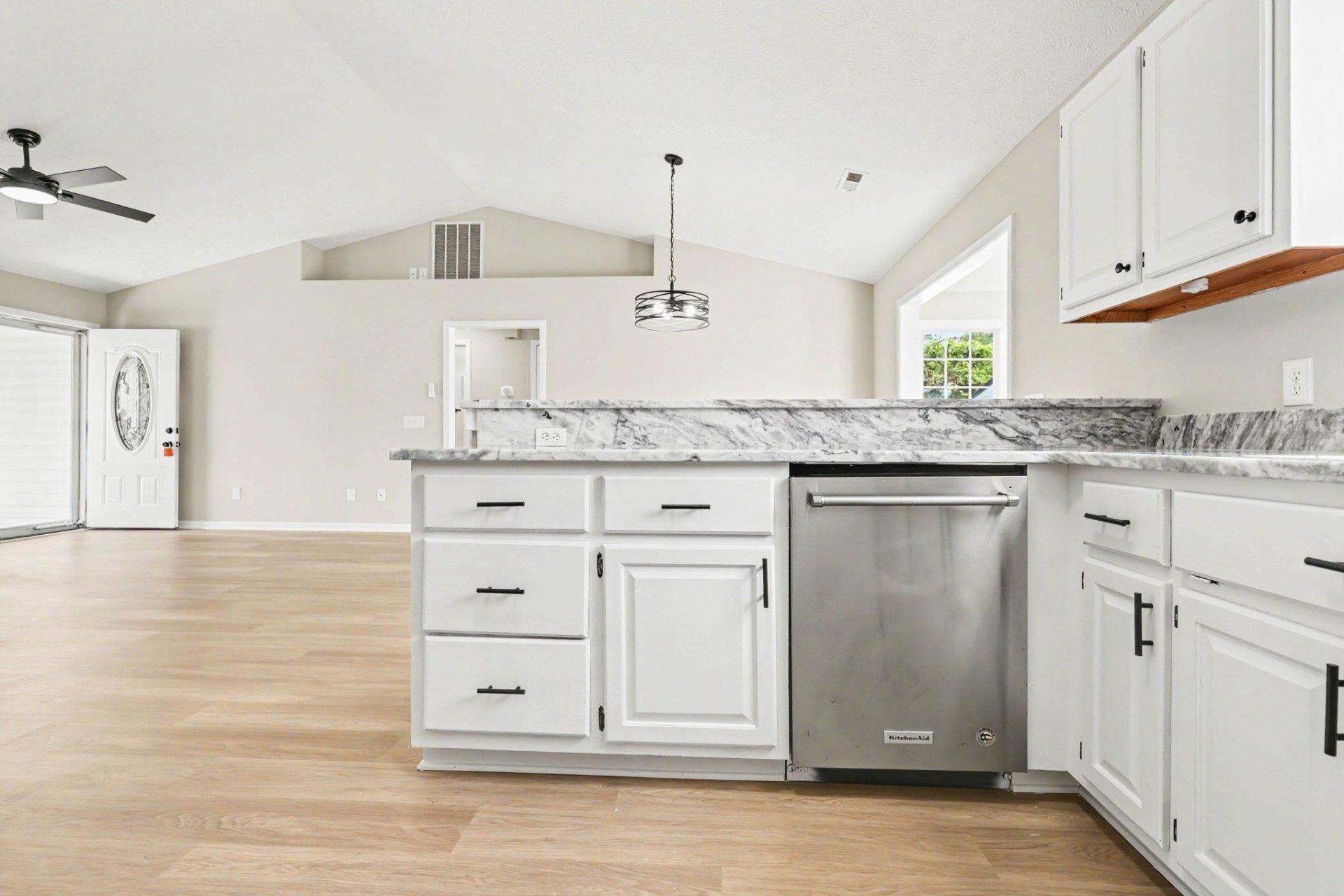 2107 Hawksmoor Dr. Photo 8