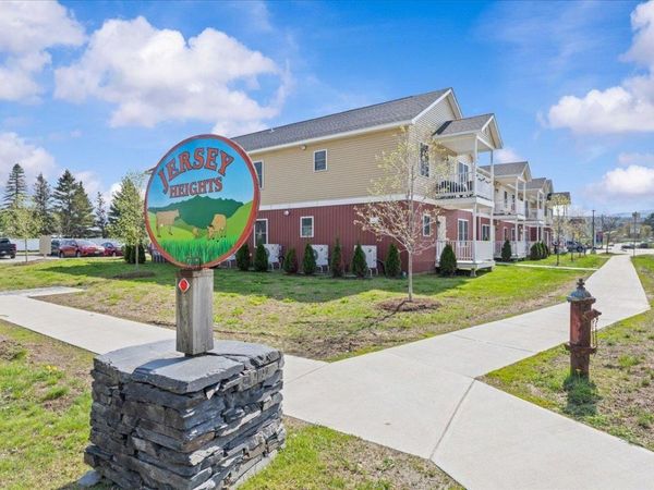 24-26 Jersey Way, Morristown, VT 05661