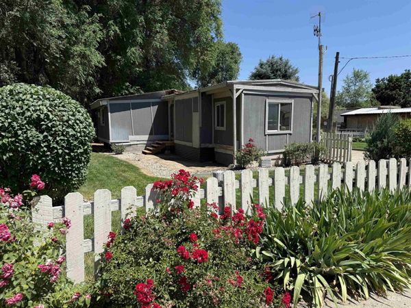 1226 S Elder St, Nampa, ID 83686