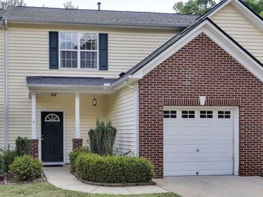 138 Cline Falls Drive, Holly Springs, NC 27540