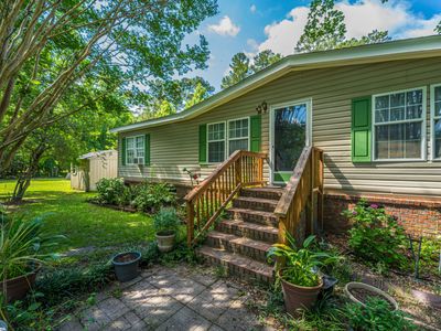 253 Winter Drive, Cottageville, SC 29435