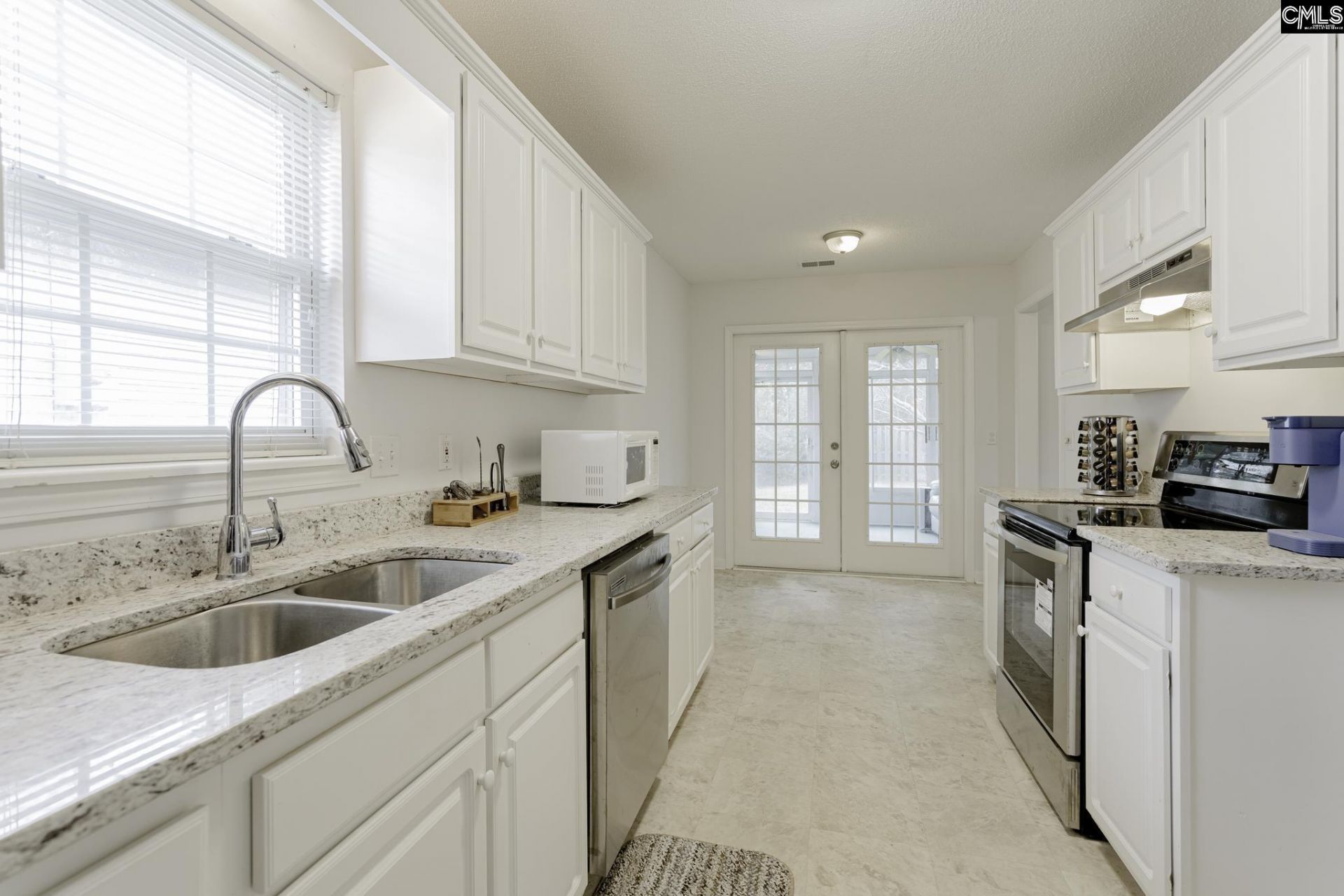 1000 S Twin Oaks Way  Photo 10