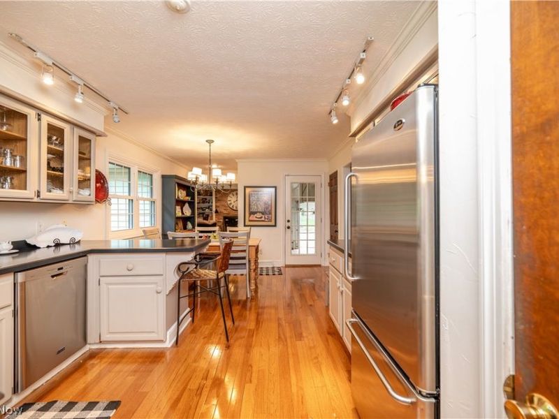 548 Squirrel Hill Drive, Youngstown, OH 44512 Photo 35