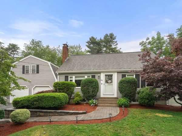85 Broad, Walpole, MA 02081