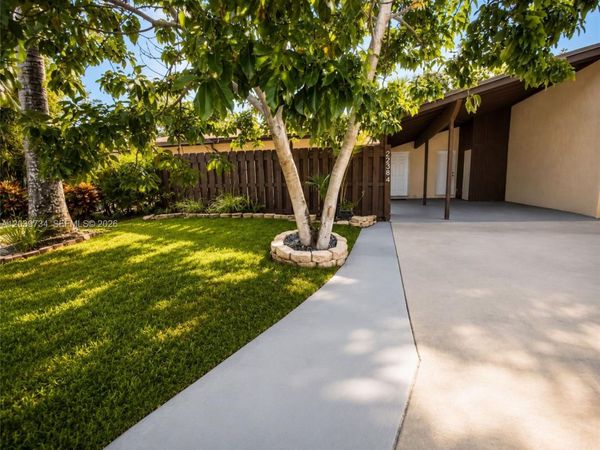 22384 Palomita Dr, Unit 22384, Boca Raton, FL 33428