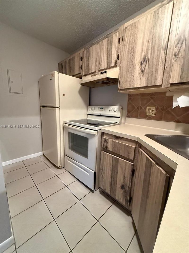 614 Sea Pine Way , Unit C1, Greenacres, FL 33415 Photo