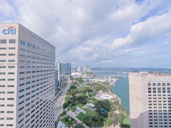 325 S BISCAYNE BLVD , Unit 4222, Miami, FL 33131