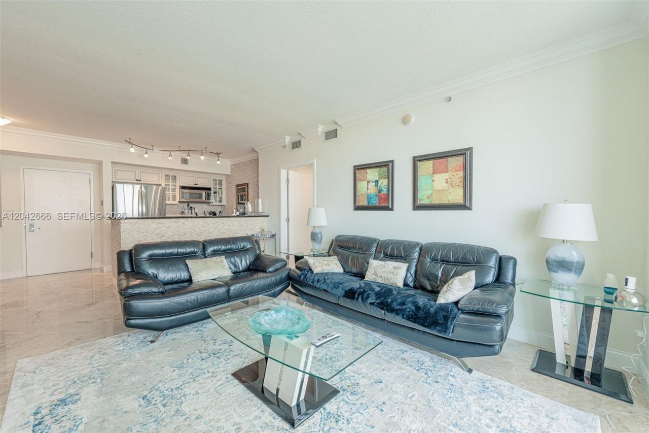 325 S Biscayne Blvd , Unit 4222, Miami, FL 33131 Photo