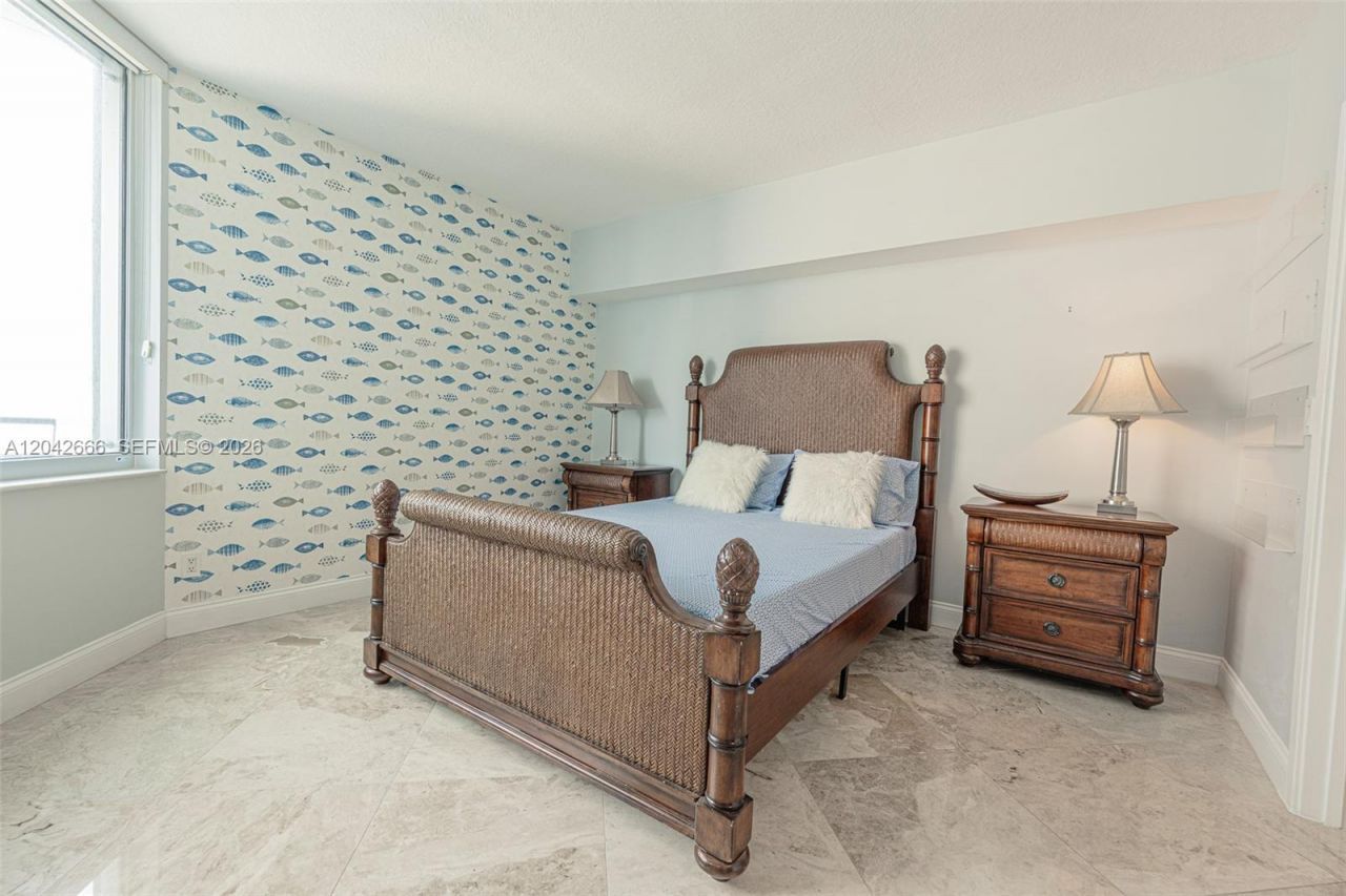 325 S Biscayne Blvd , Unit 4222, Miami, FL 33131 Photo