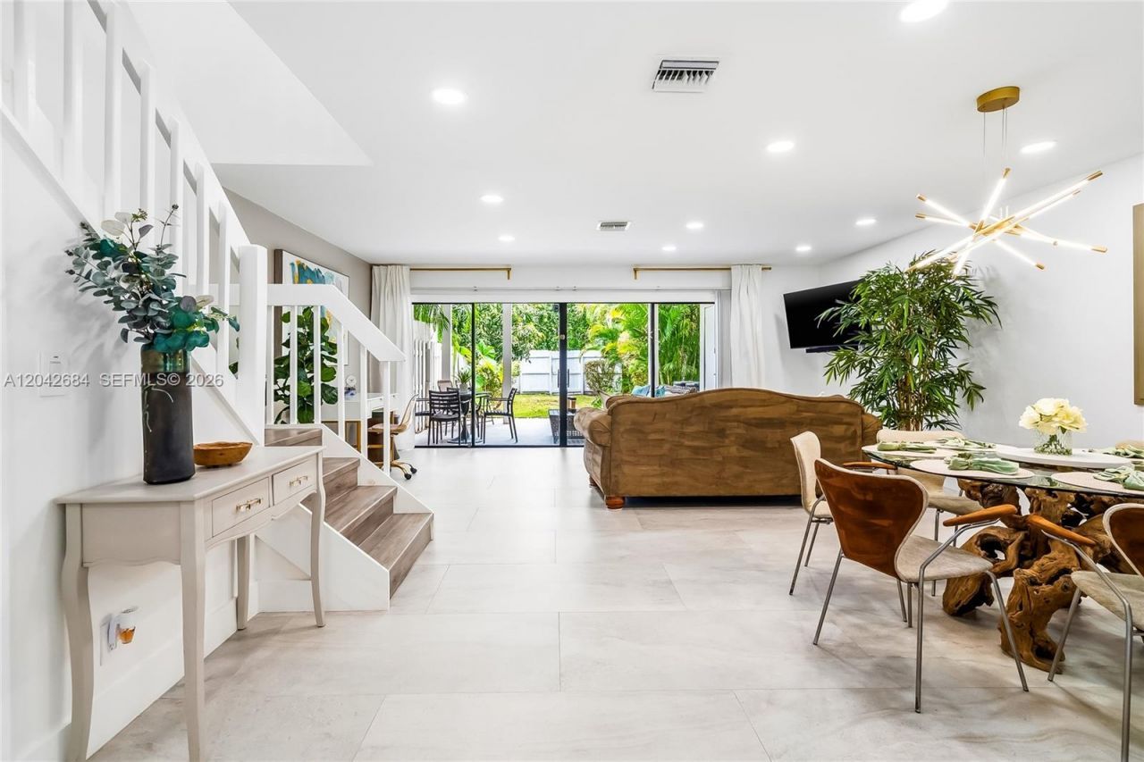 1301 SW 10th Ave , Unit 105, Delray Beach, FL 33444 Photo