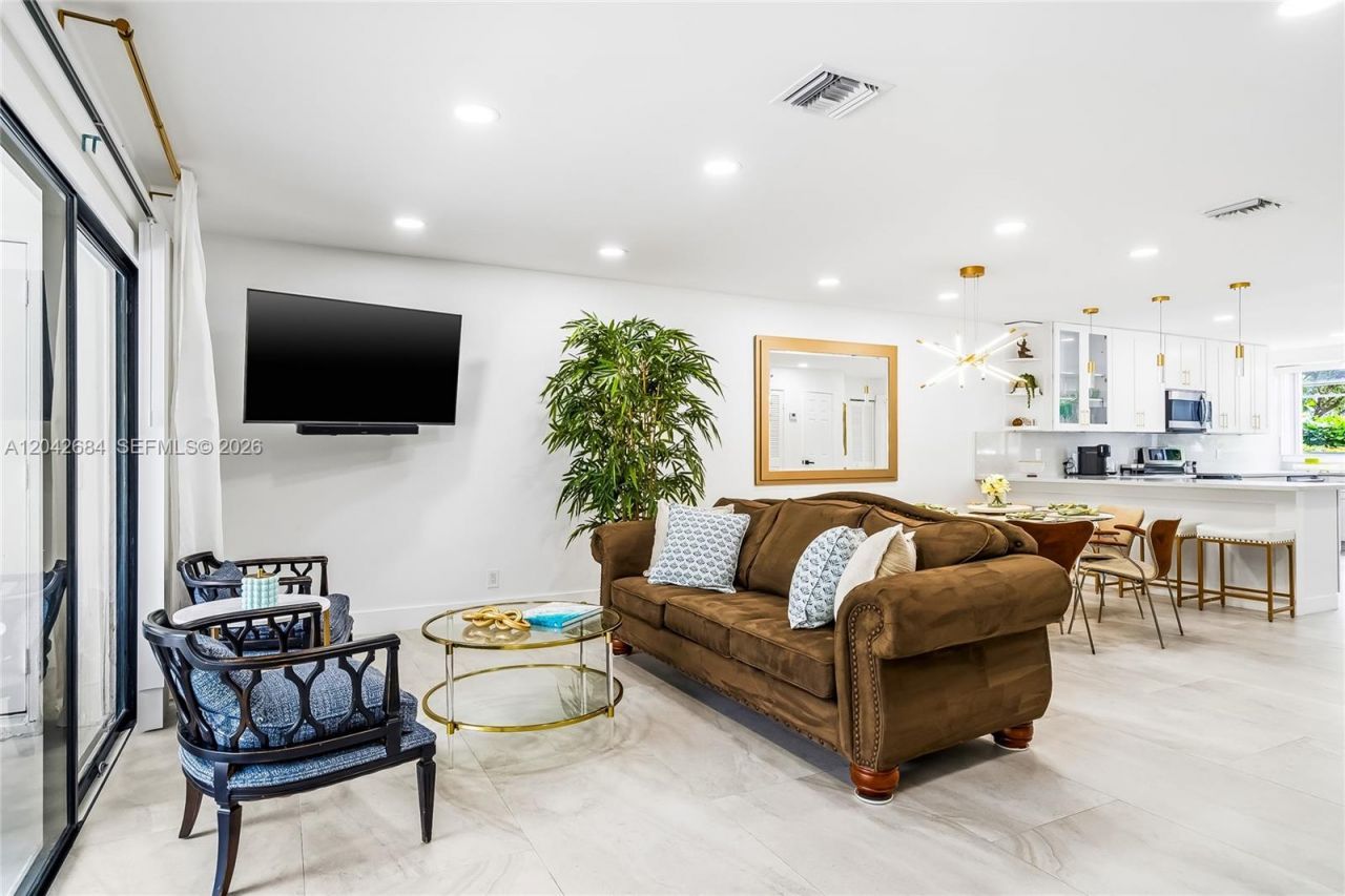 1301 SW 10th Ave , Unit 105, Delray Beach, FL 33444 Photo