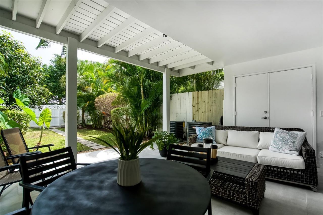 1301 SW 10th Ave , Unit 105, Delray Beach, FL 33444 Photo