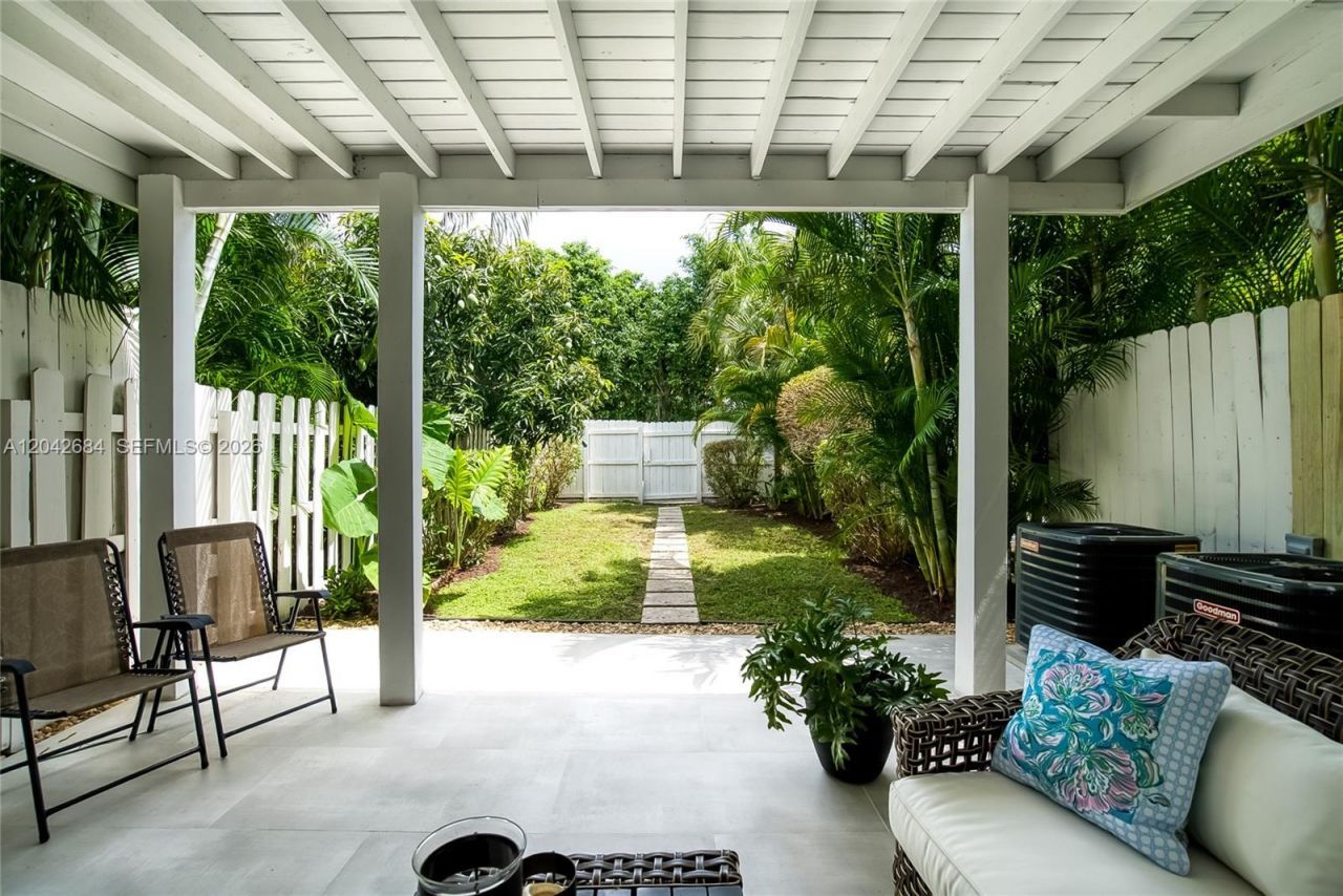 1301 SW 10th Ave , Unit 105, Delray Beach, FL 33444 Photo