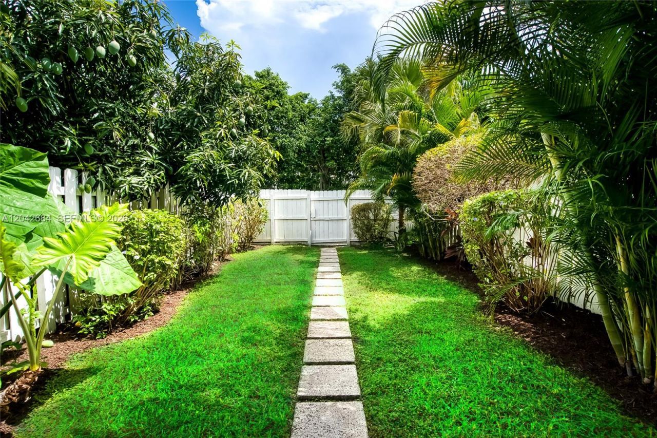 1301 SW 10th Ave , Unit 105, Delray Beach, FL 33444 Photo