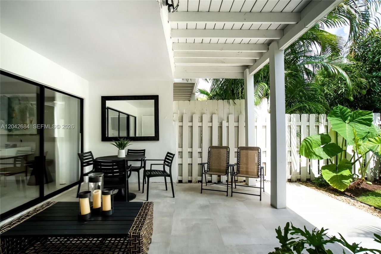 1301 SW 10th Ave , Unit 105, Delray Beach, FL 33444 Photo