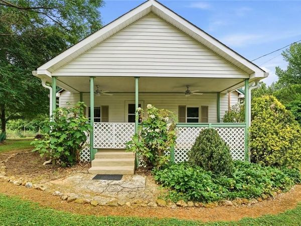 181 Cedar Creek Road , Cartersville, GA 30121