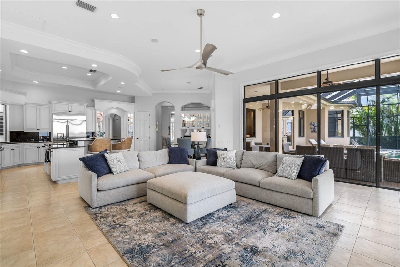 3803 Hawk Island Drive, Bradenton, FL 34208 Photo