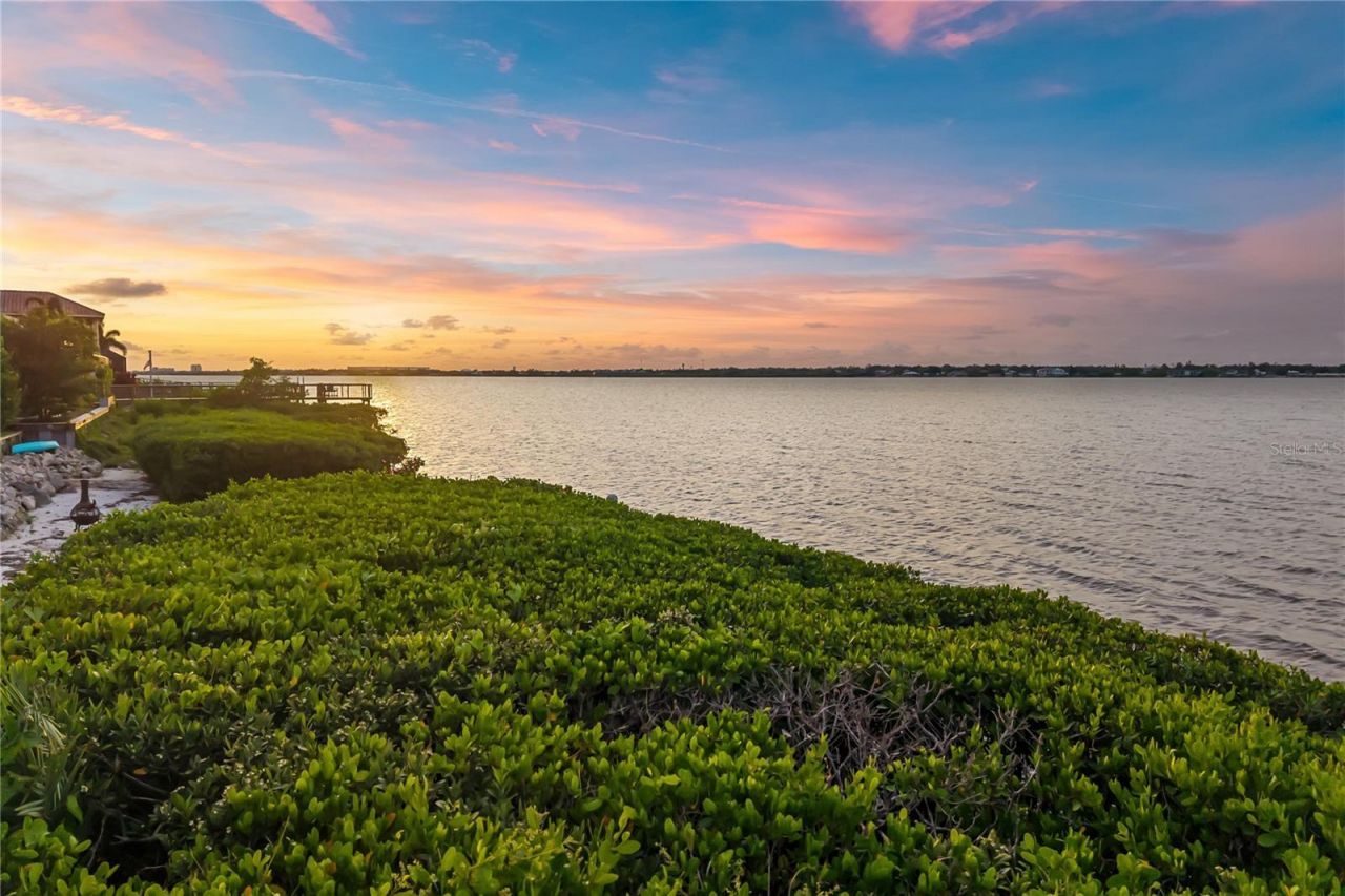 3803 Hawk Island Drive, Bradenton, FL 34208 Photo