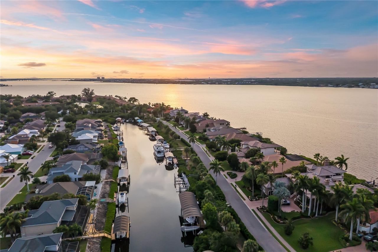 3803 Hawk Island Drive, Bradenton, FL 34208 Photo