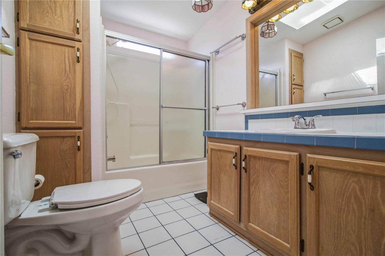 8476 Imperial Circle , Palmetto, FL 34221 Photo