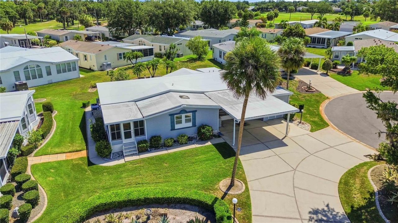 8476 Imperial Circle , Palmetto, FL 34221 Photo