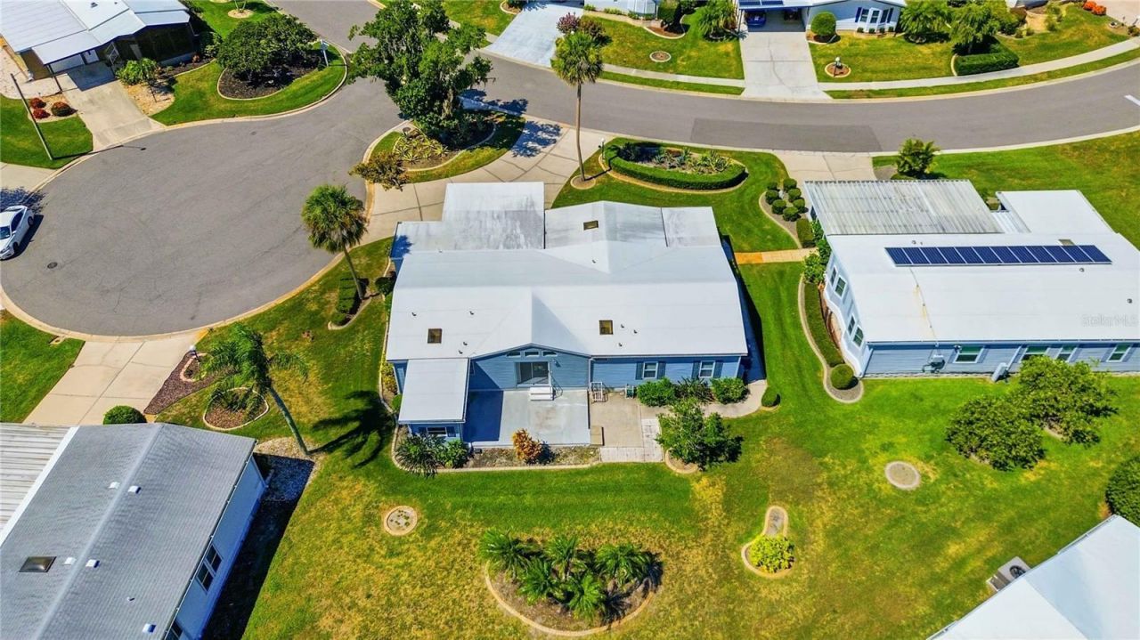 8476 Imperial Circle , Palmetto, FL 34221 Photo