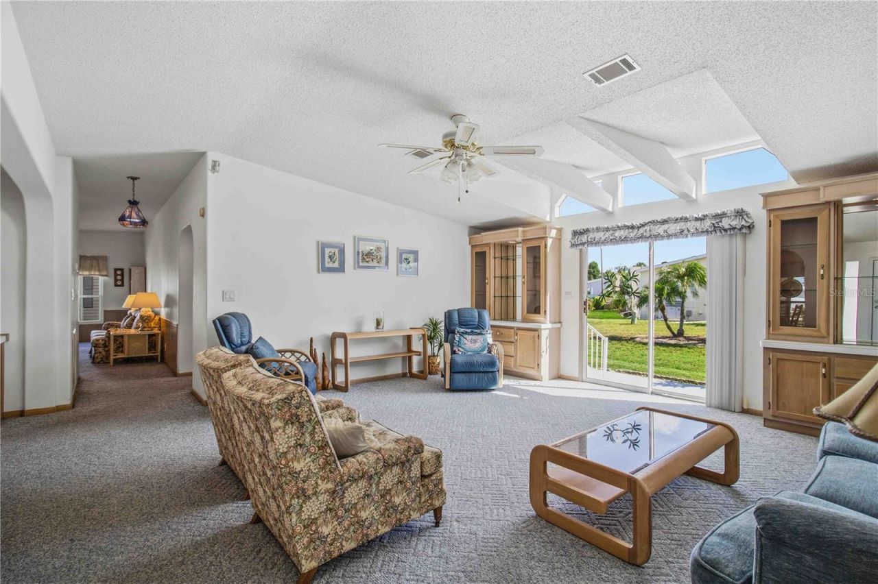 8476 Imperial Circle , Palmetto, FL 34221 Photo