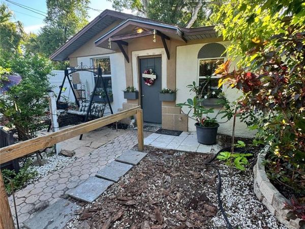 2735 20TH STREET N, ST PETERSBURG, FL 33713