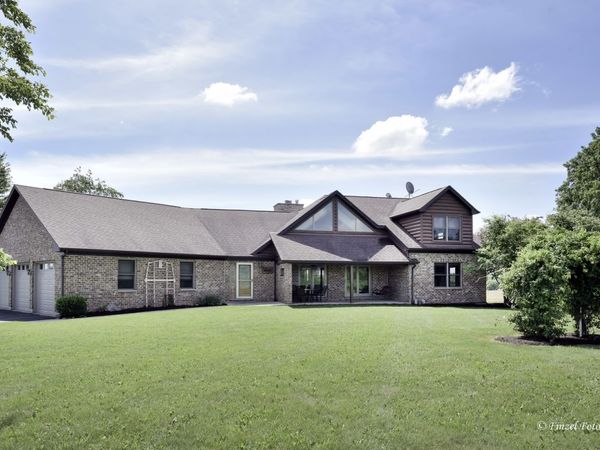 12505 Beaverton Road, Poplar Grove, IL 61065