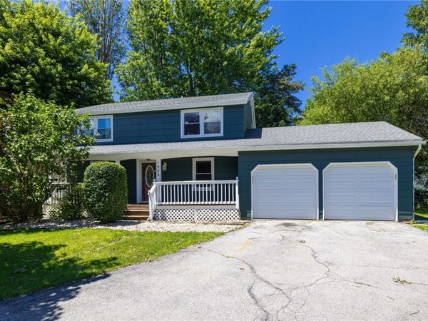 1555 Trefoil Ct Court , Walworth, NY 14568