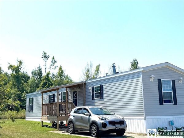 12593 Alleghany Road , Silver Creek, NY 14136