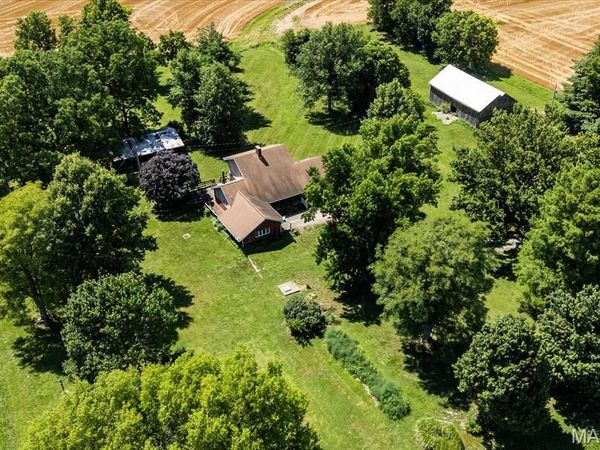 5495 Wilson Road , Oakdale, IL 62268