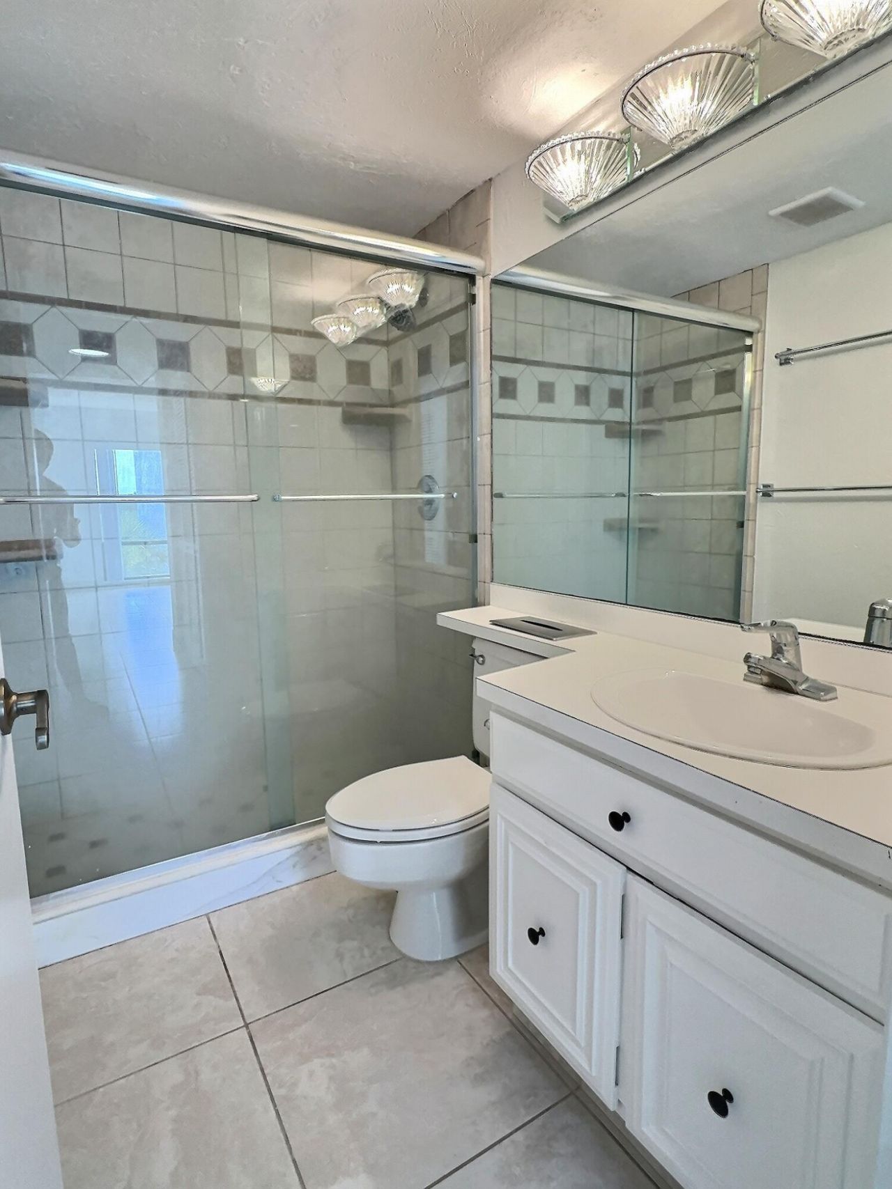 3050 Presidential Way, Unit 407, West Palm Beach, FL 33401 Photo