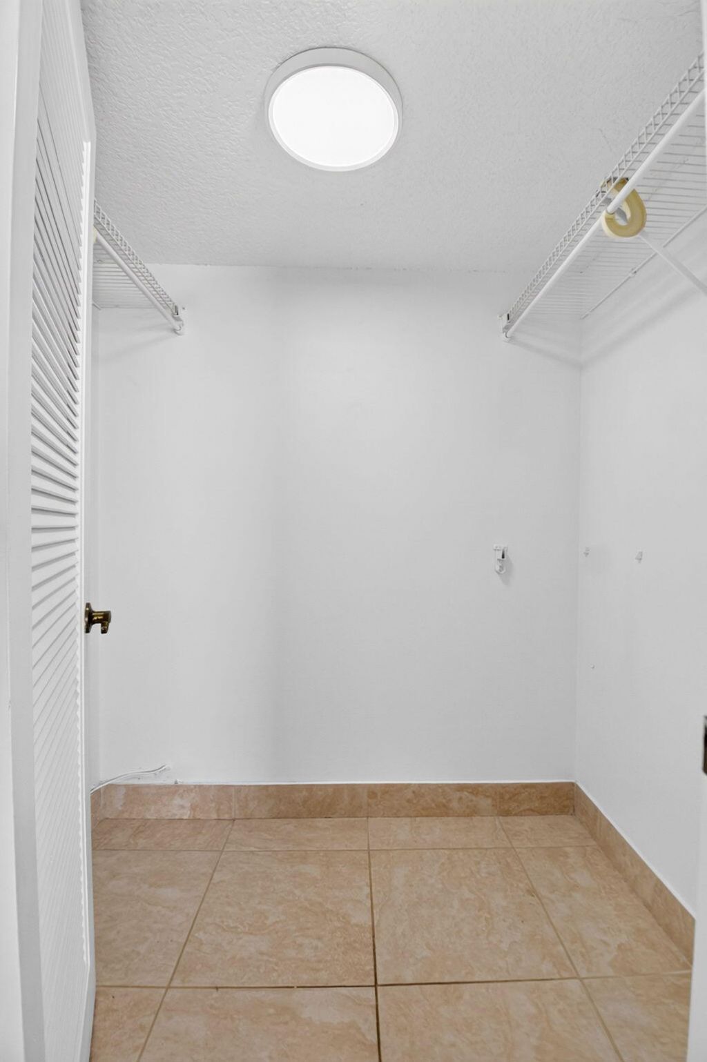 3050 Presidential Way, Unit 407, West Palm Beach, FL 33401 Photo