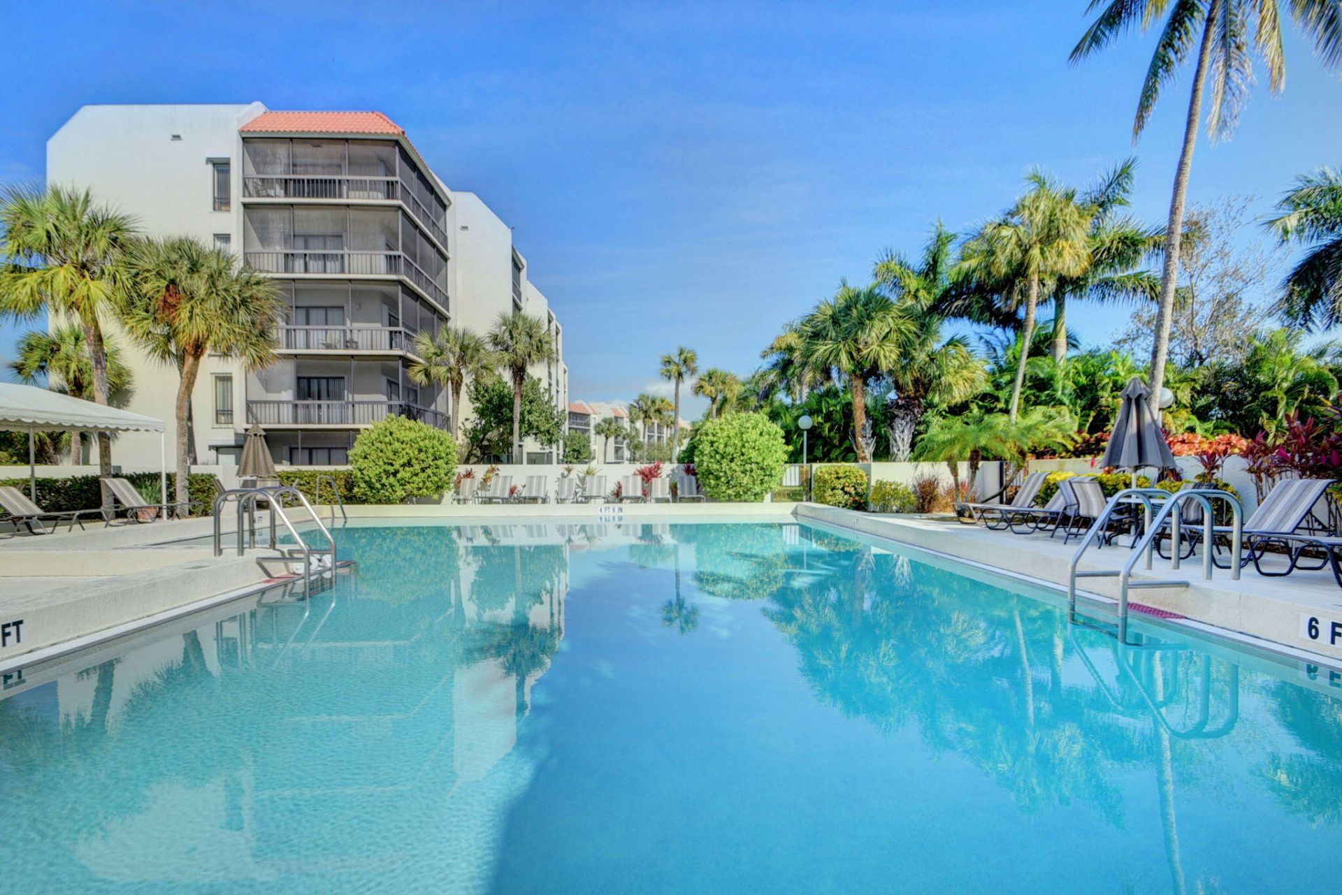 3050 Presidential Way, Unit 407, West Palm Beach, FL 33401 Photo