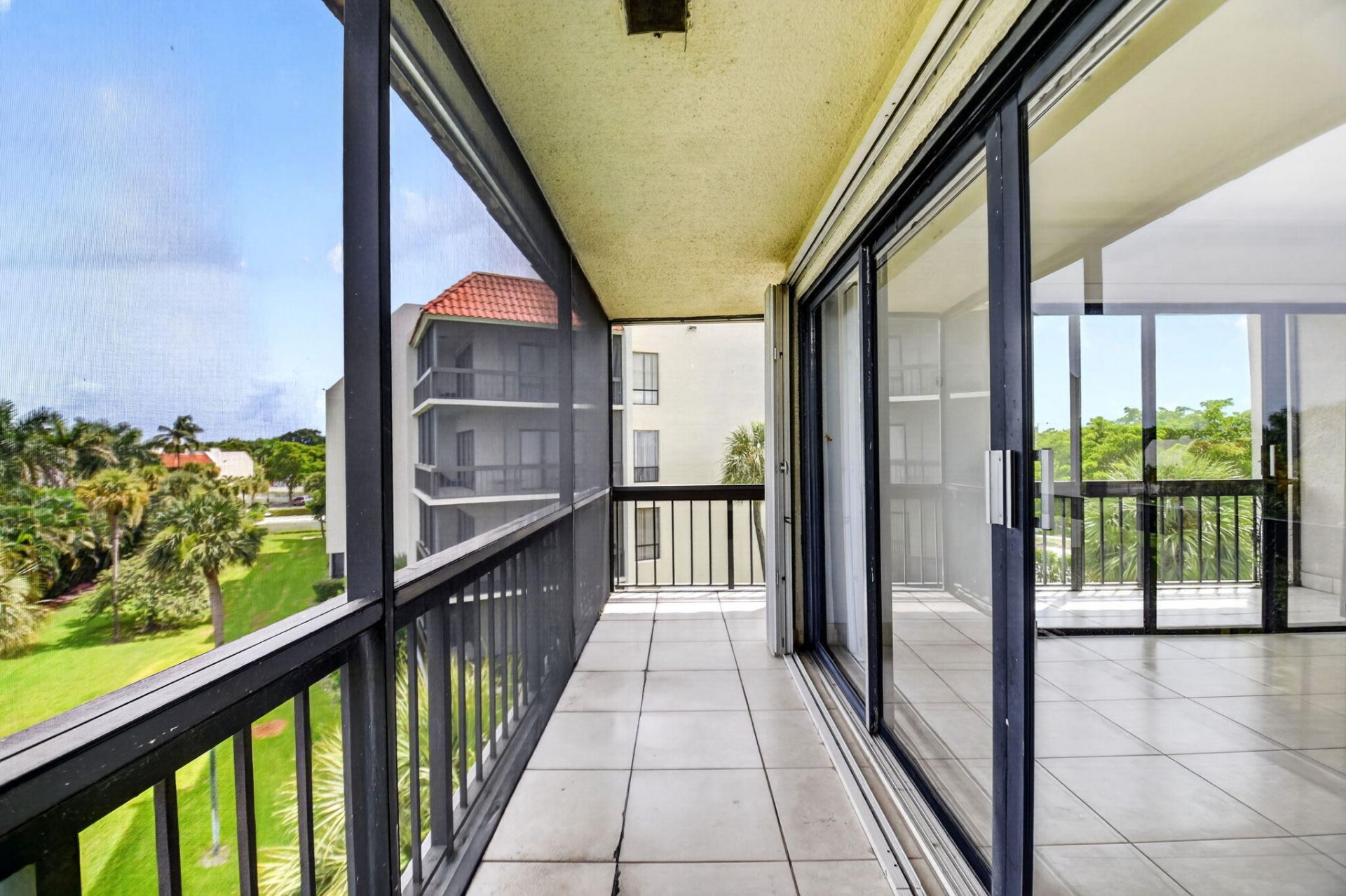 3050 Presidential Way, Unit 407, West Palm Beach, FL 33401 Photo