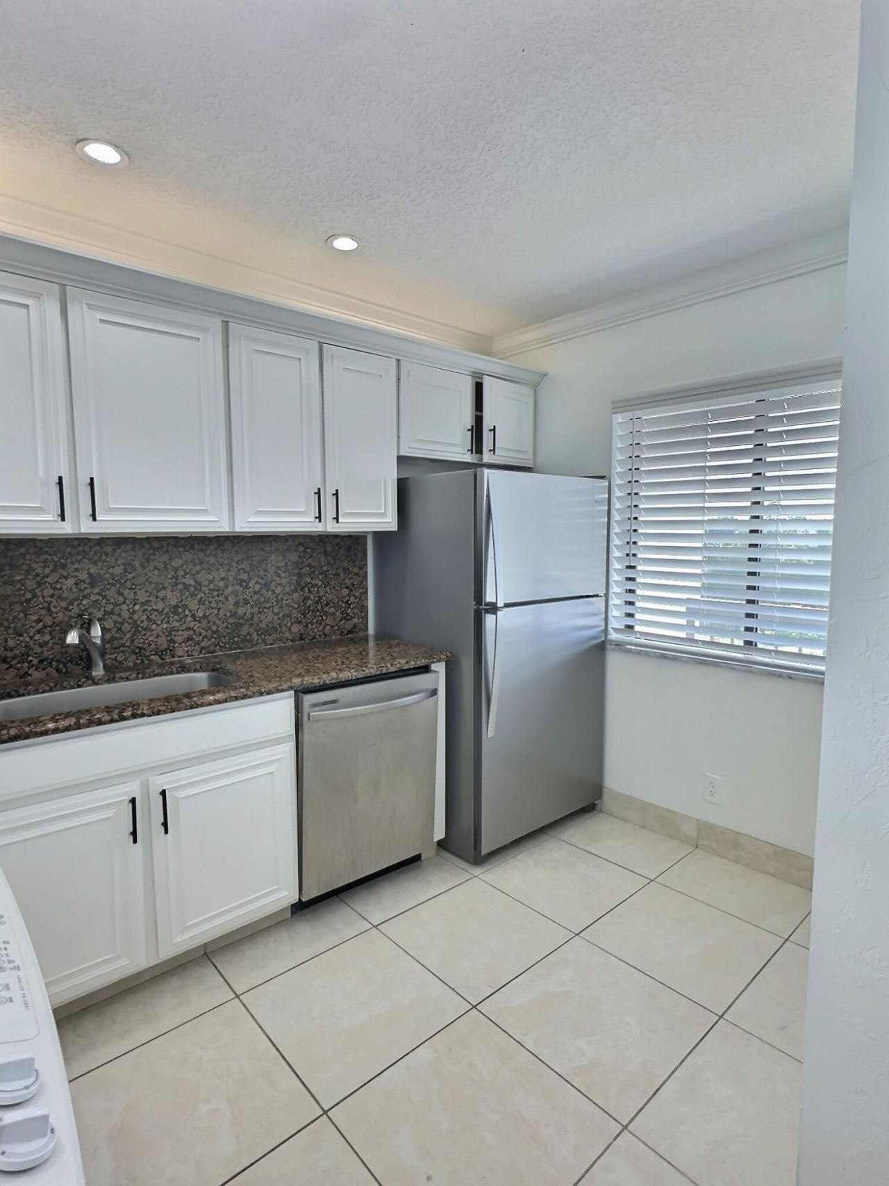 3050 Presidential Way, Unit 407, West Palm Beach, FL 33401 Photo